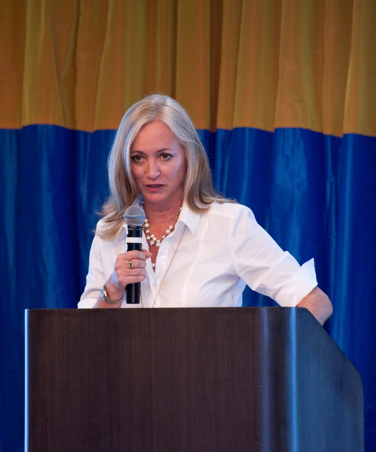 Lisa Hamilton Speaks at April General Membership Meeting